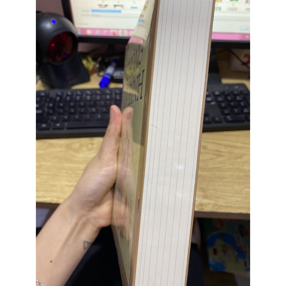 Sách - Không gia đình