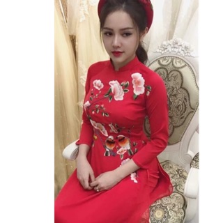 Áo dài thêu tay thủ công tinh sảo