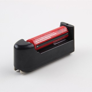 Bộ sạc pin đa năng 3.7V 18650