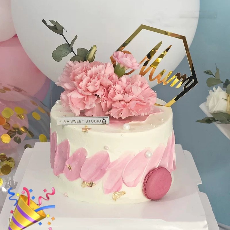 Hoa Cẩm Chướng Trang Trí Bánh Kem