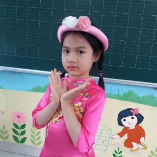 Bán lỗ Set áo dài bé gái, chất phi lụa mềm mịn, hình in 3d( hình thật) lẻ Size