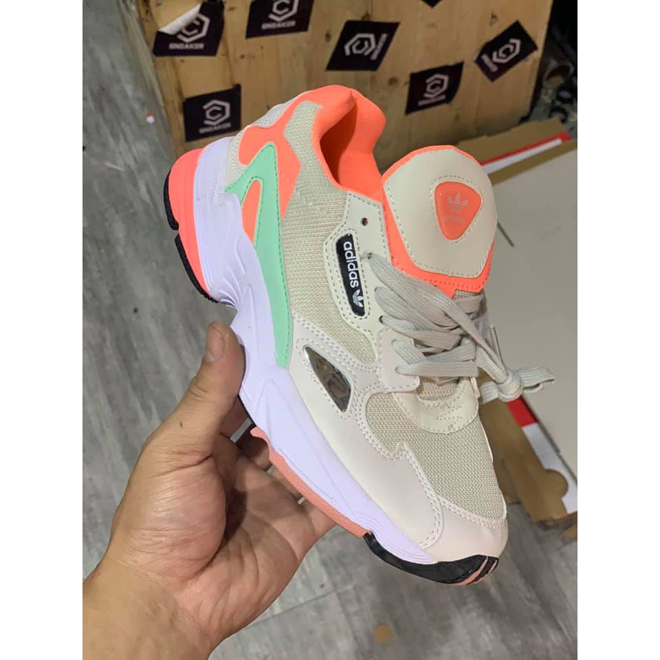 Giày thể thao ADIDAS originals falcon W
