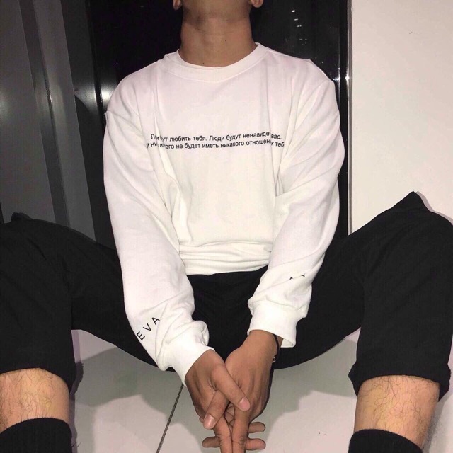 SWEATER CHỮ THÁI (Unisex) | BigBuy360 - bigbuy360.vn