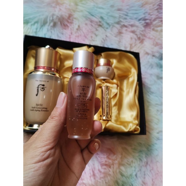 The History of Whoo Bichup Self-Generating Anti-Aging Essence