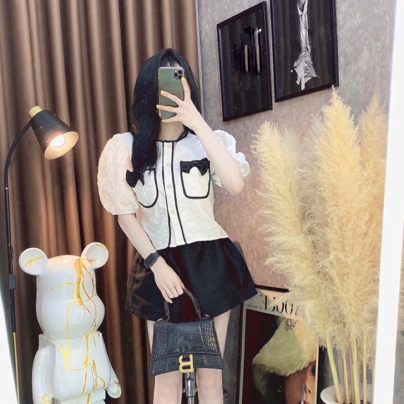 Áo Sơ Mi Gấm Xốp Nơ Túi Cúc Ngọc 2 Màu Đen Trắng