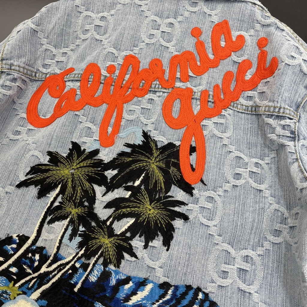 Áo khoác denim nữ ngắn tay thời trang cao cấp Gucci GC họa tiết dập nổi