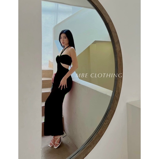 ĐẦM BODY CỔ YẾM SEXY DÁNG DÀI PHỐI KHOEN TO HỞ EO