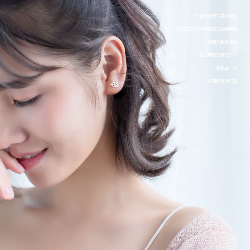 Hoa tại bạc S925 - Khuyên tai nữ bạc Ý hình bông tuyết dễ thương, thanh lịch ZaZa Accessories KT8002