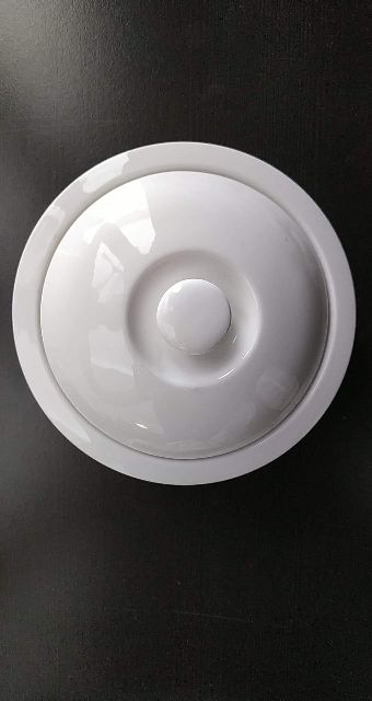 THỐ CHƯNG YẾN SÀO MINH CHÂU