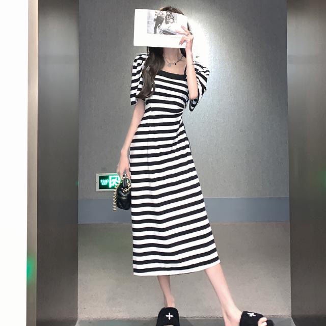 Đầm Dài Tay Ngắn Cổ Vuông Họa Tiết Kẻ Sọc Màu Sắc Tương Phản Thời Trang Mùa Hè Cho Nữ