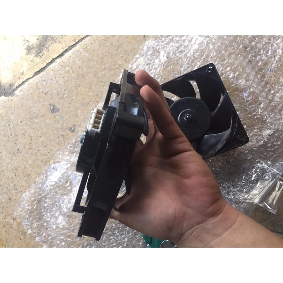 QUẠT DC TỦ LẠNH HITACHI NỘI ĐỊA