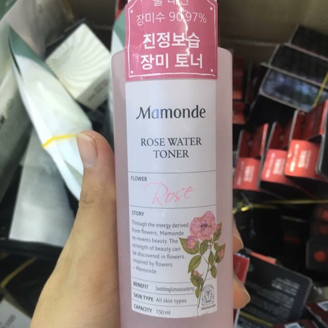 Nước hoa hồng mamonde