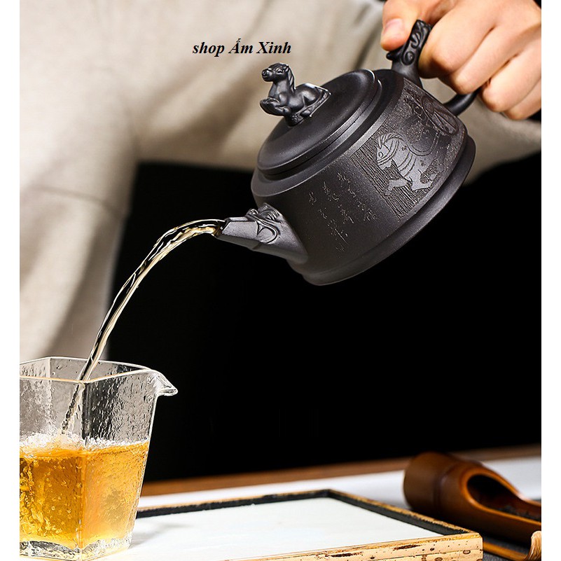 Ấm Tử Sa Nghi Hưng Thăng Phương 350 ml (Hắc Kim Sa)