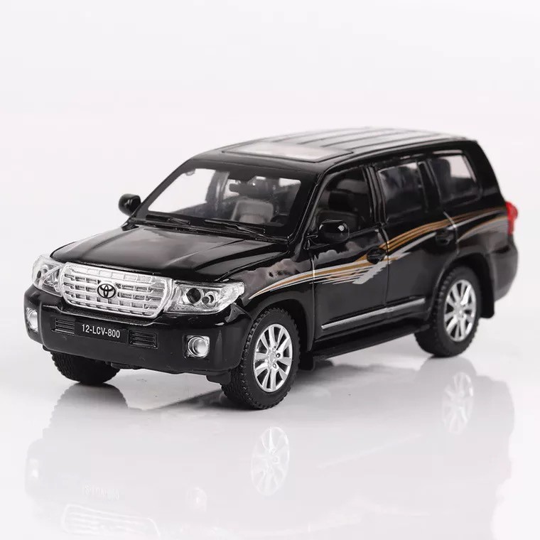 XE LAND CRUISER xe mô hinh Kim Loại, chạy cót có âm nhạc 15*7*6cm