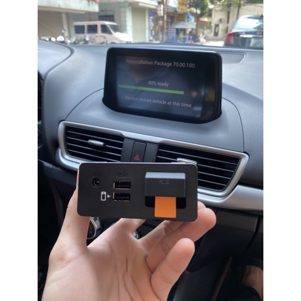 bộ kit Apple Carplay  Mazda