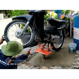 BEN HƠI RỬA XE