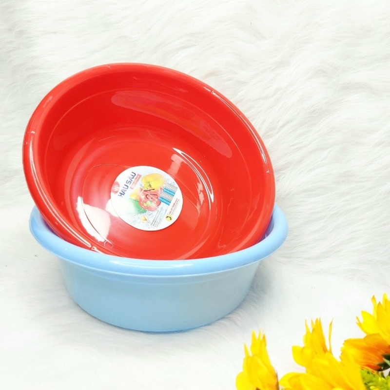 Thau nhựa thái Tân thành nhiều màu