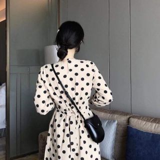 Váy chấm bi dài