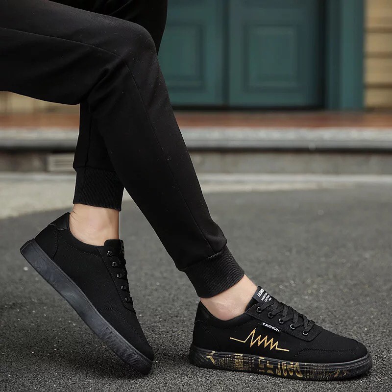 Giày Nam Hình Nhịp Tim Viền Chữ Lịch Lãm Mẫu Mới BT13 Cao Cấp | BigBuy360 - bigbuy360.vn