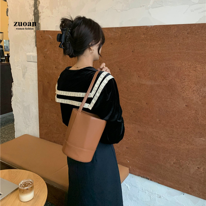 SUXI Korean Round Neck Black Velvet Splicing Long Sleeve Women's Blouse