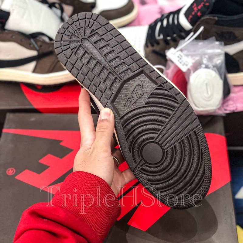 [TripleHStore] Giày Air Jordan 1 High x Travis Scott - Phiên Bản TiêuChuẩn | BigBuy360 - bigbuy360.vn