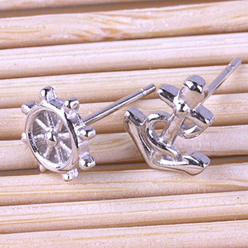 Đôi khuyên tai nữ thiết kế mỏ neo và bánh lái tàu độc đáo xinh xắn