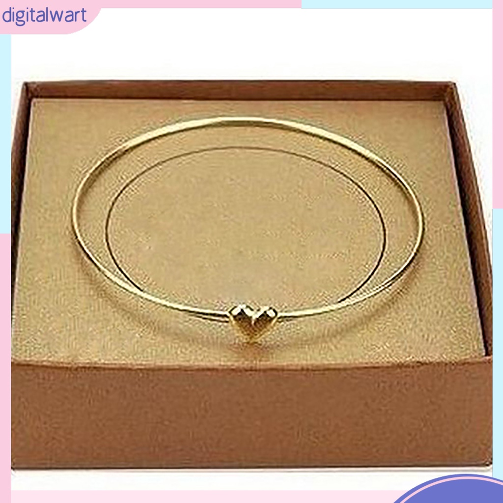 Vòng tay thiết kế trái tim nhỏ nhắn xinh xắn đơn giản dễ thương dành cho nữ