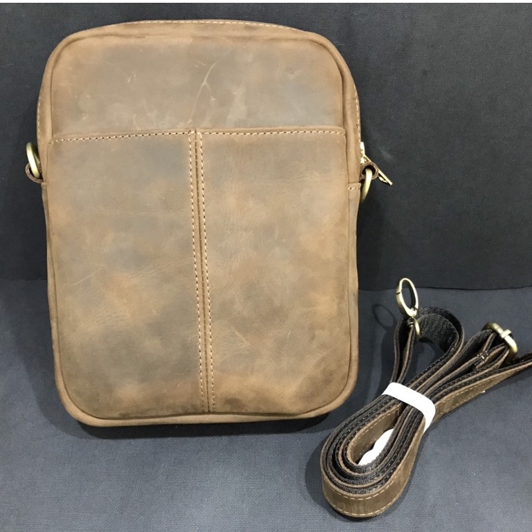 Túi đeo chéo da bò sáp nguyên miếng, Túi bao tử nam da bò thật Handmade khâu tay BH da 10 năm - Bụi Store