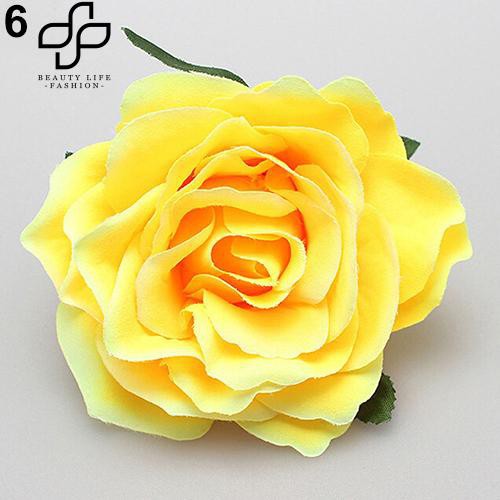 Kẹp tóc hoa cho cô dâu