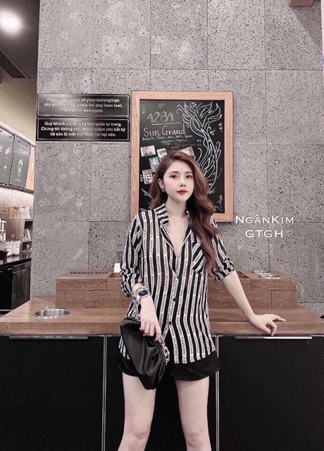 [Mã WASKT410K giảm 10K đơn 50K] Áo sơ mi kẻ sọc chữ valen | BigBuy360 - bigbuy360.vn