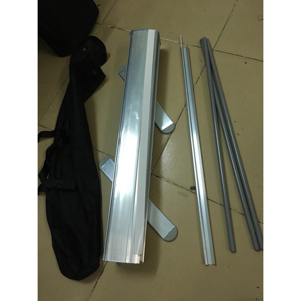 Standee Cuốn Nhôm Cao Cấp Đế Inox 80x200cm