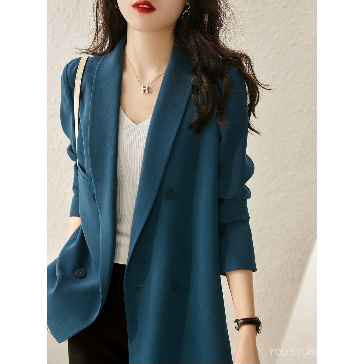 Áo Khoác Blazer Màu Xanh Dương Nhạt Cảm Biến Ánh Sáng Chất Lượng Cao