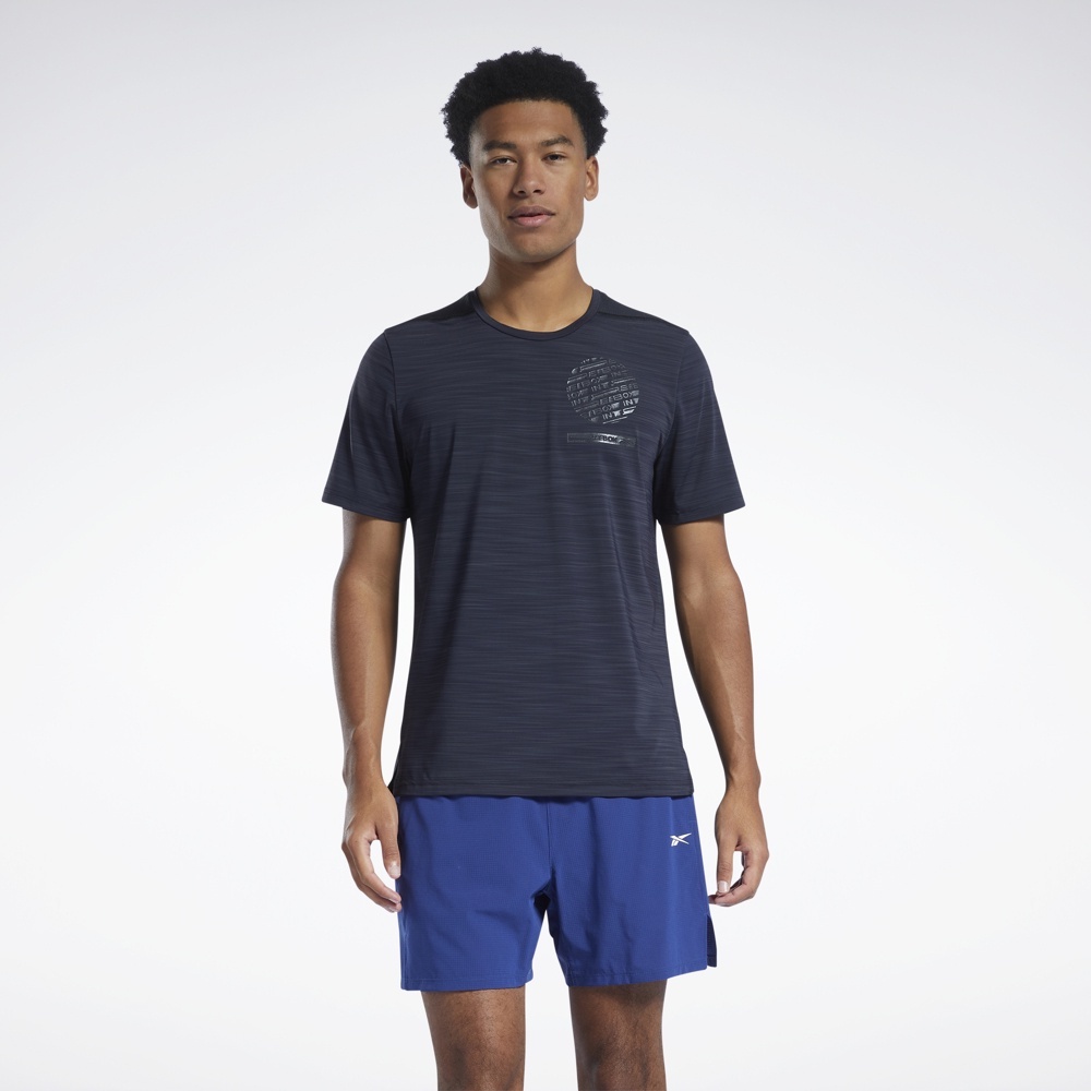 Reebok RUNNING Áo thun Chạy bộ Nam Activchill Graphic Màu đen HA9059