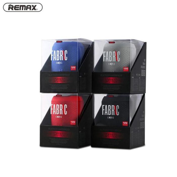 Loa Bluetooth Remax TWS RB-M21 có thể kết nối 2 loa chống nước chuẩn IP5X