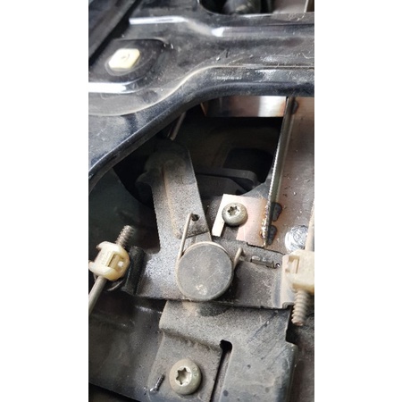 Khóa bửng sau ranger 2016>2022