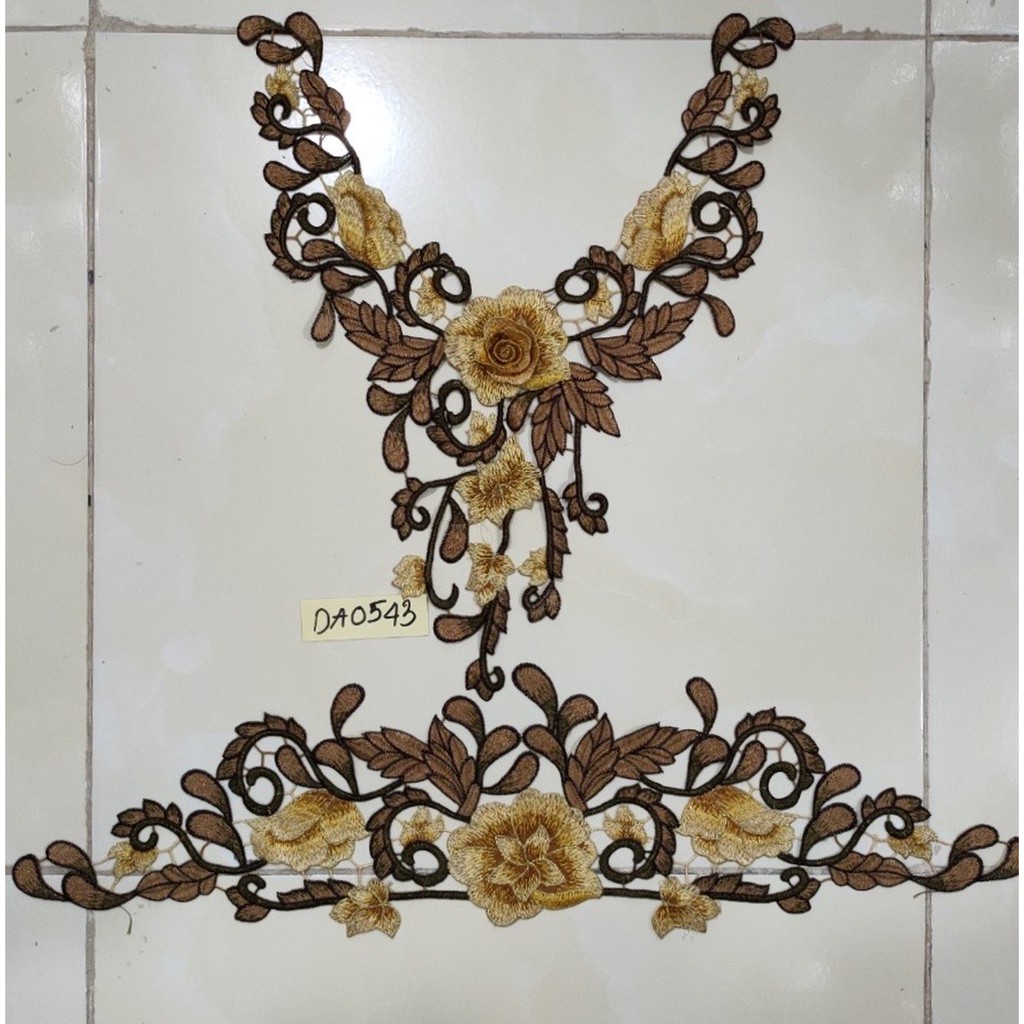 ren thêu cổ và lai xinh xắn mã DA0453