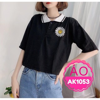 Áo croptop cổ bẻ thêu hình hoa cúc trắng kiêu sa TTSA0013