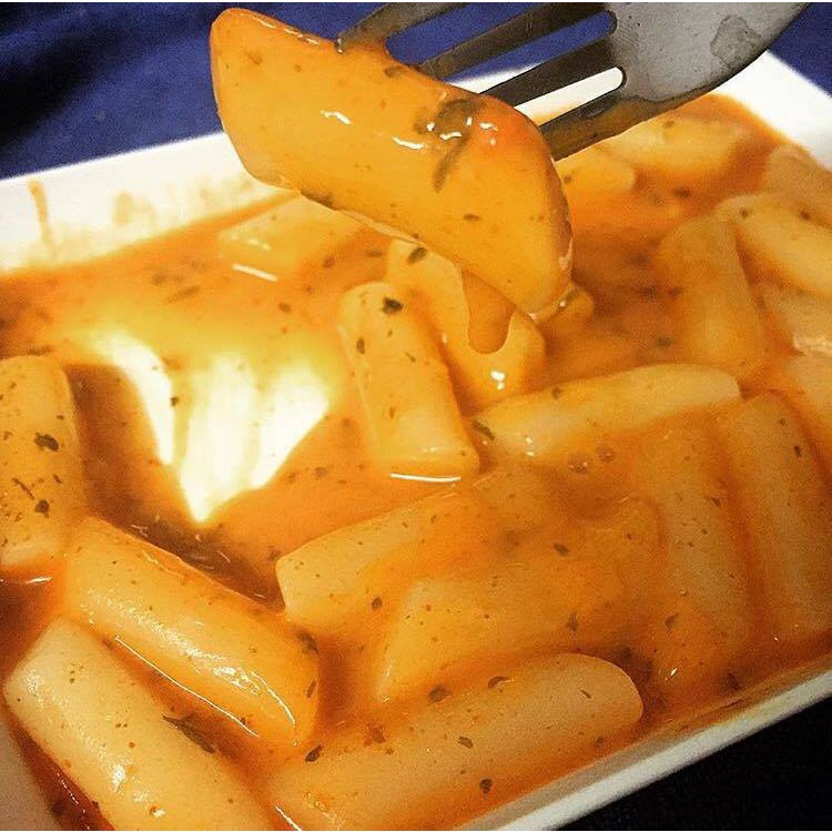 Bánh gạo Hàn Quốc Yopokki Topokki cốc 120gr