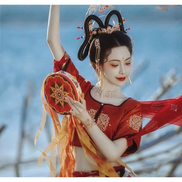 Đạo cụ trống đôn hoàng có sẵn