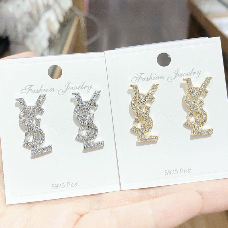 Khuyên tai Đá Quảng Châu xịn sò ko rỉ (được chọn mẫu)