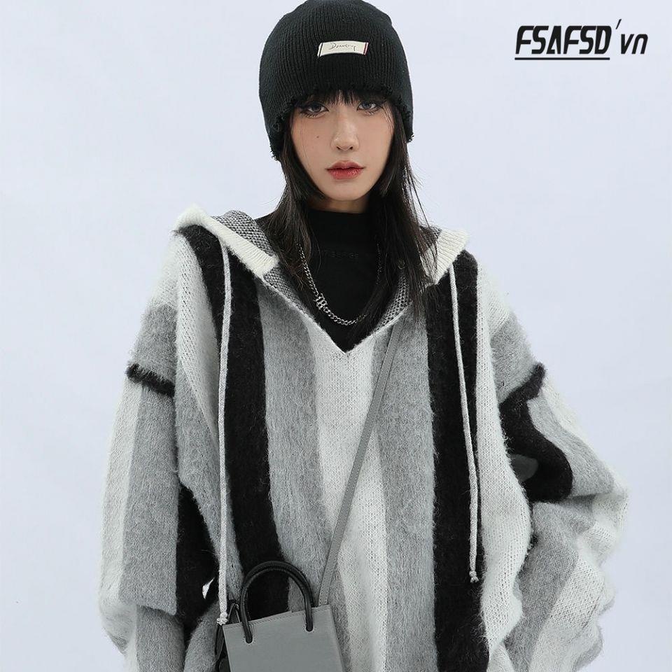 Áo Khoác Sweater Có Mũ Trùm Dáng Rộng Kẻ Sọc Thời Trang Thu Đông 2022 Mới Cho Nữ