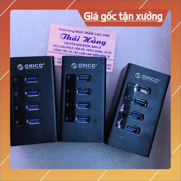 . Chia 4 USB của ORICO loại tốt giá 1 chiếc ..