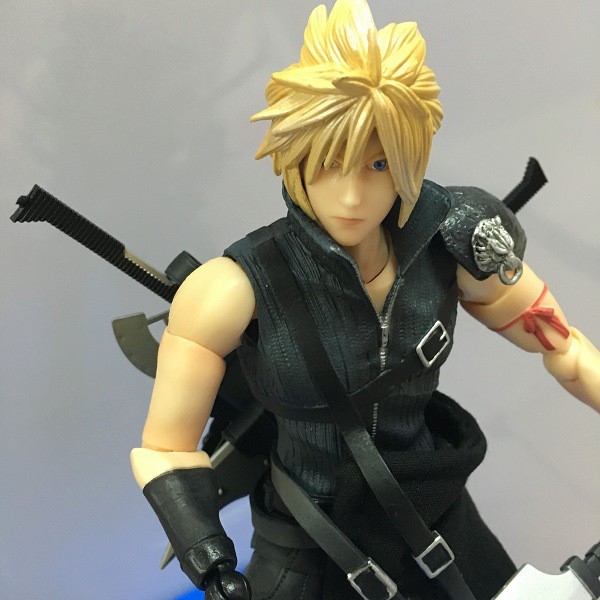 [ẢNH THẬT] [Bản Luxury] Mô hình đồ chơi Cloud Final Fantasy 7 play art kai pak - FF7