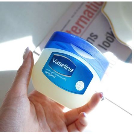 Sáp Dưỡng Ẩm Phục Hồi Da Khô, Nứt Nẻ Vaseline Pure Petroleum Jelly Original