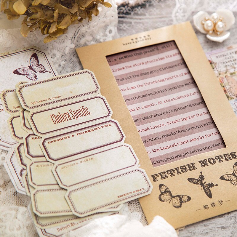 Set 30 miếng dán trang trí hình bướm cổ điển