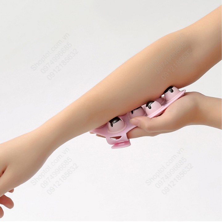 Bi massage toàn thân gắn bàn tay, có loại 7 bi và loại 7 bi từ cho khách lựa chọn