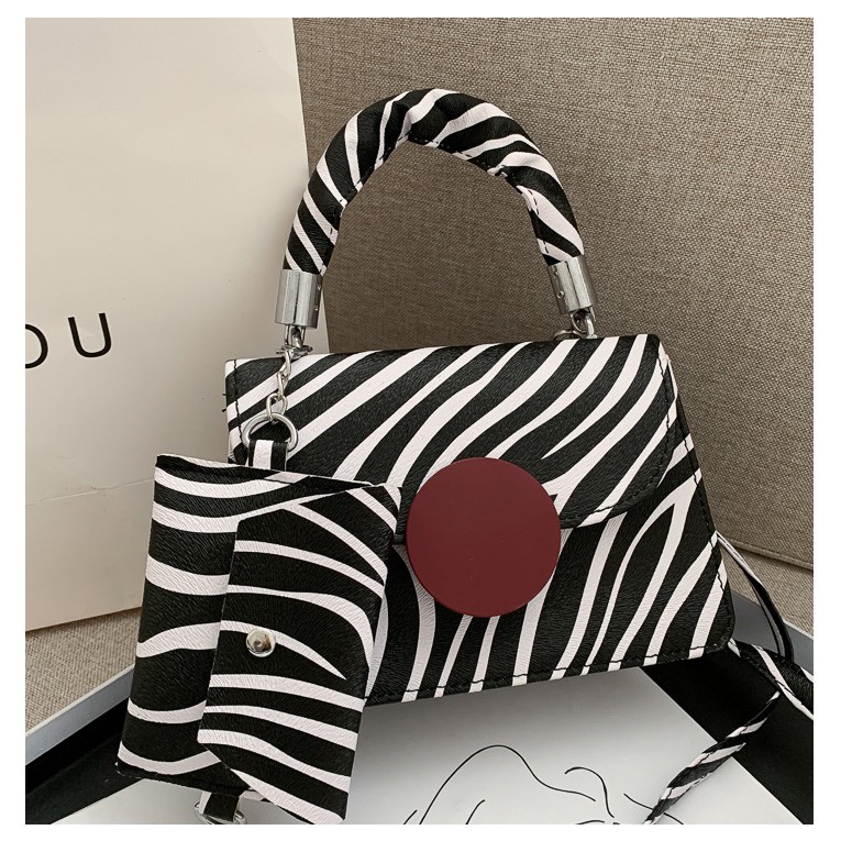 Túi xách nữ họa tiết động vật kèm ví hot trend 2021 túi đeo chéo TX32 | BigBuy360 - bigbuy360.vn