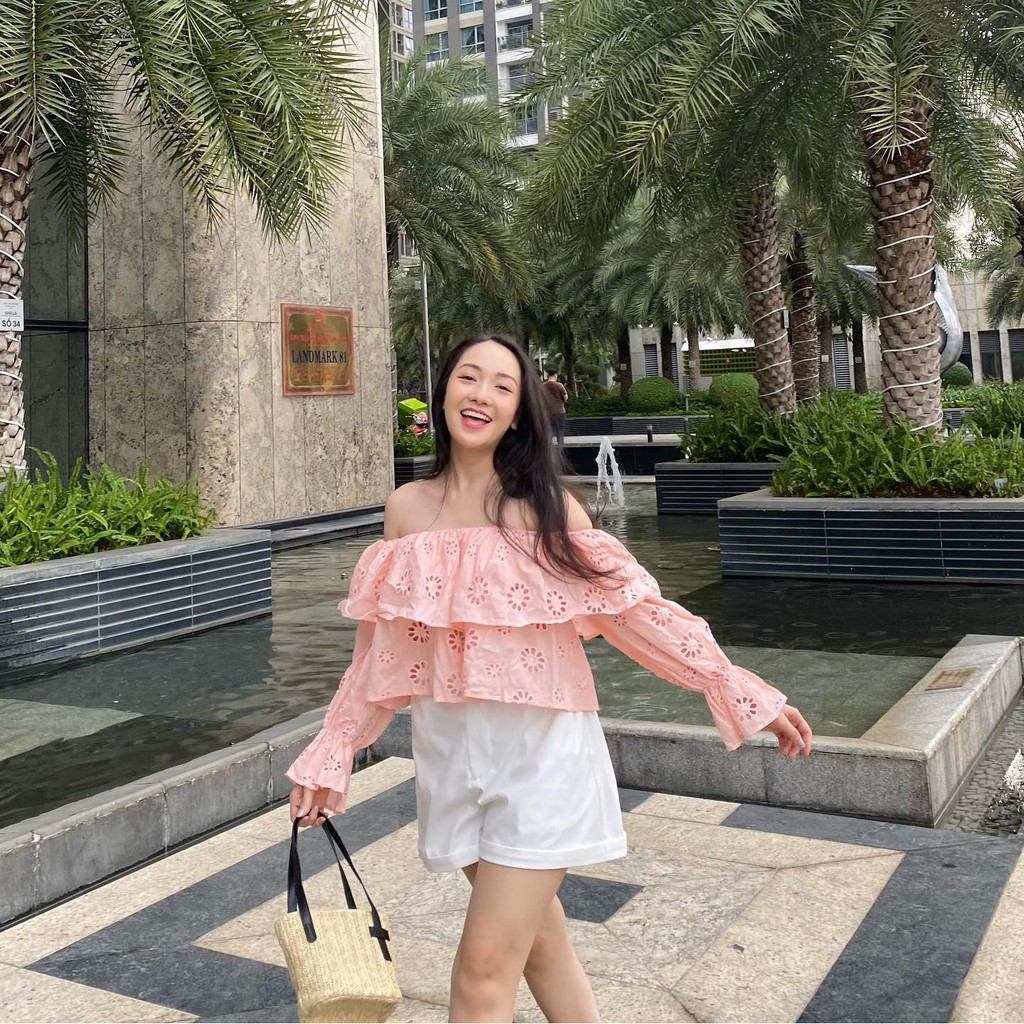 White Short - Thiết kế bởi IAMCOCO.OFFICIAL