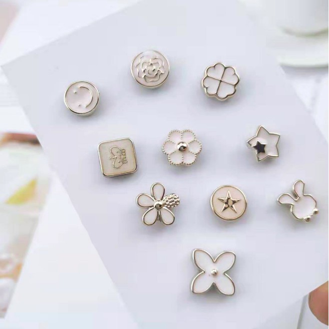 Nút Áo Chống Ánh Sáng Khi May Vá Cho Nữ đẹp siêu cute