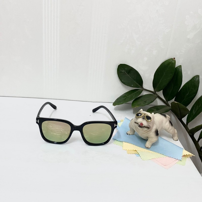 Kính đi biển cặp đôi nam nữ thiết kế mắt vuông tráng gương nhiều màu sắc cá tính [Tặng hộp đựng ngầu]
